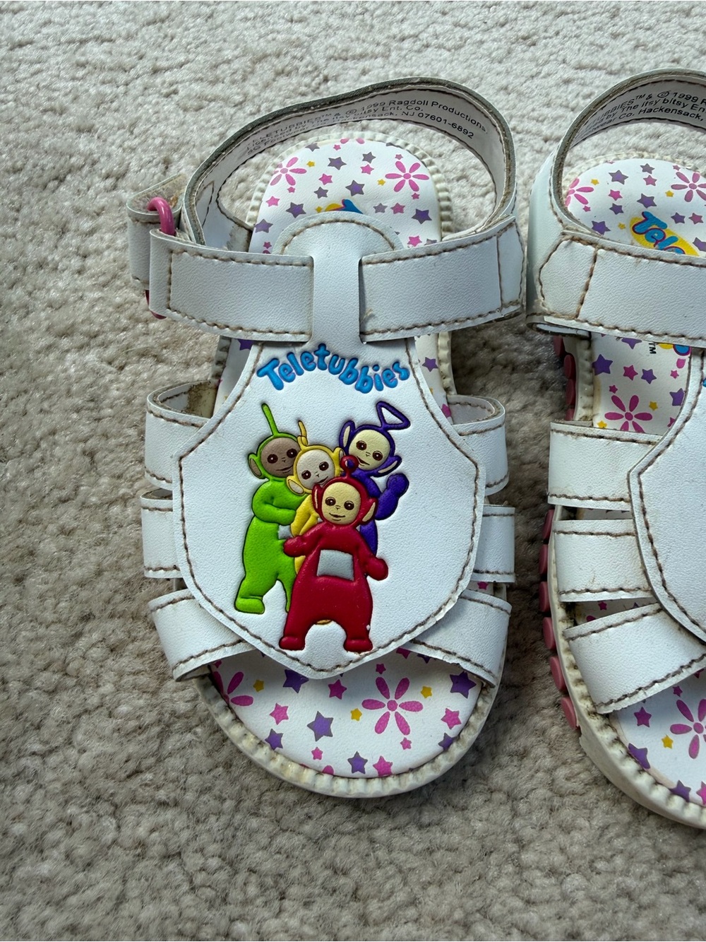 Vintage Y2K 90s Teletubbies Toddler Size 7 White Character Sandals 1999 - Picture 2 of 7